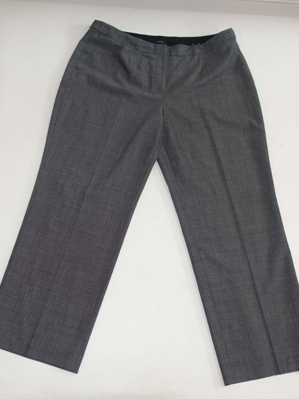 Jones New York Women's Stretch Easy Care Dress Pants Size 18W Gray 30" Inseam
